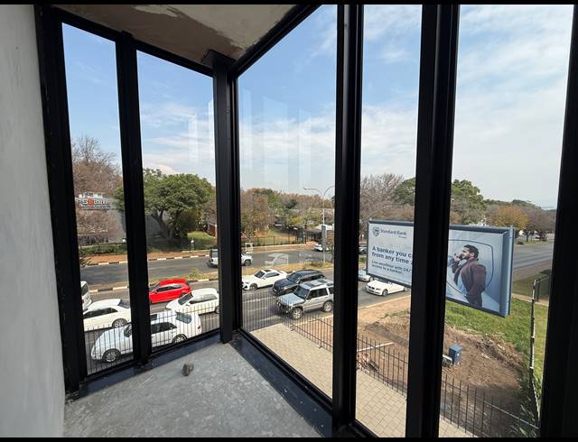 662M² OFFICE TO LET IN ROSEBANK